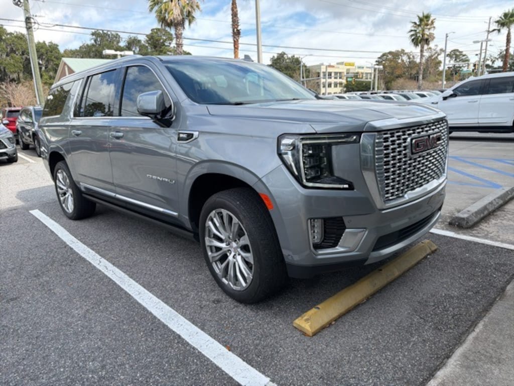Used 2023 GMC Yukon XL Denali SUV