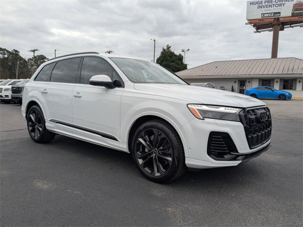 Used 2025 Audi Q7 55 Premium SUV