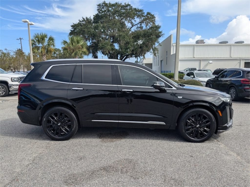 Used 2021 CADILLAC XT6 Premium Luxury SUV