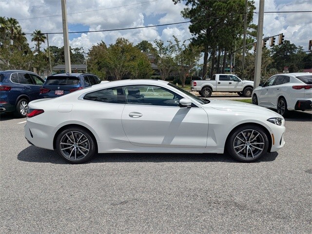 2026 Bmw 430i Coupe photo 3