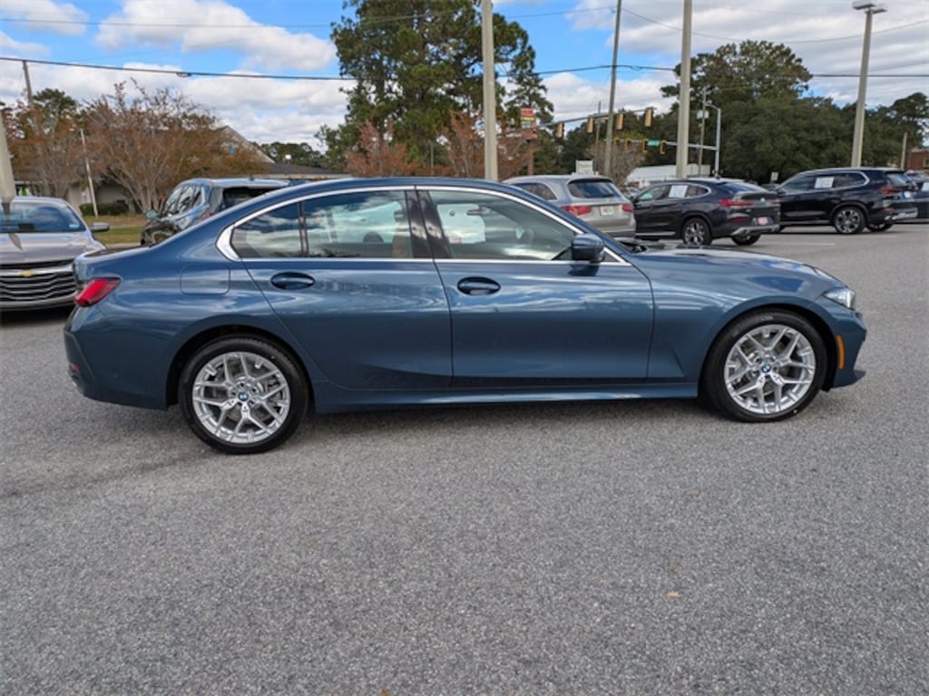 New 2026 BMW 330i NA Sedan