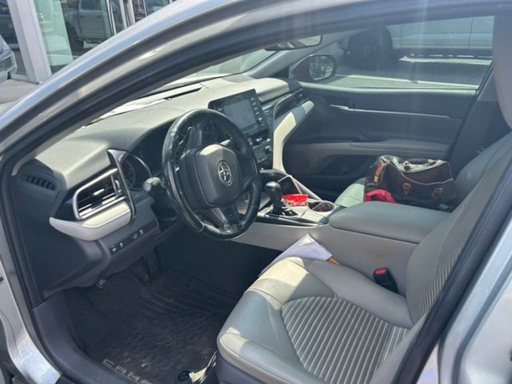 Used 2021 Toyota Camry SE Sedan