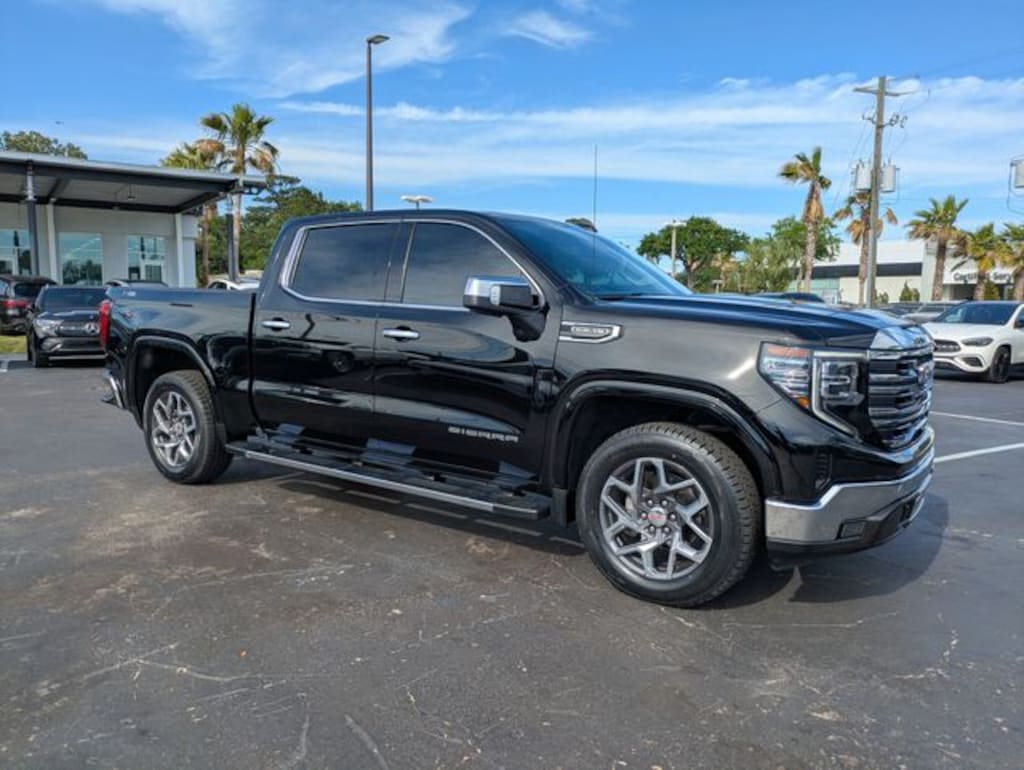 Used 2023 GMC Sierra 1500 SLT Truck Crew Cab