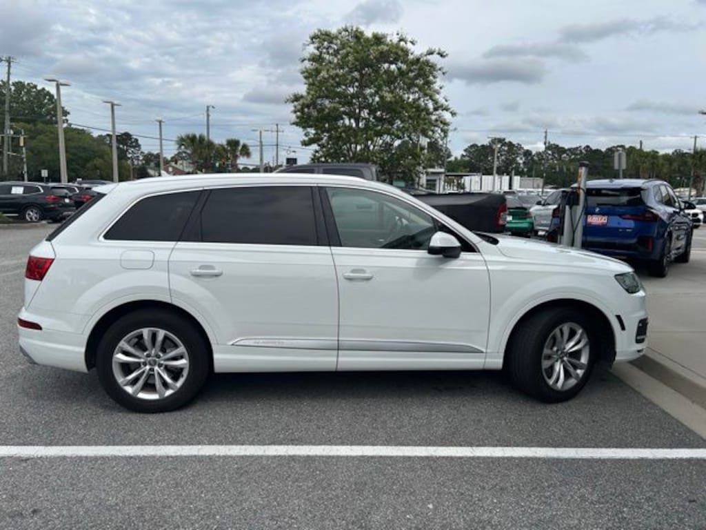 Used 2017 Audi Q7 3.0T Premium SUV