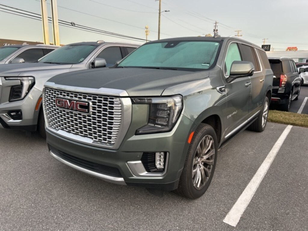Used 2023 GMC Yukon XL Denali SUV