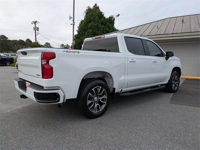 2023 Chevrolet Silverado 1500 RST photo 4