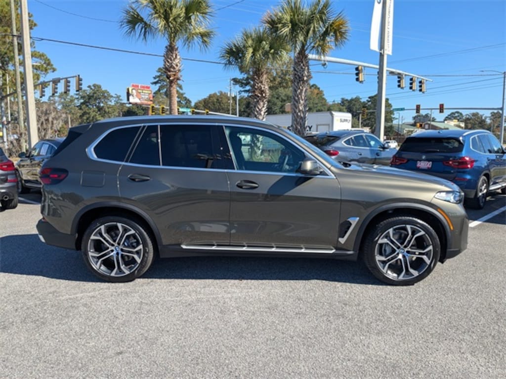 New 2026 BMW X5 sDrive40i SUV