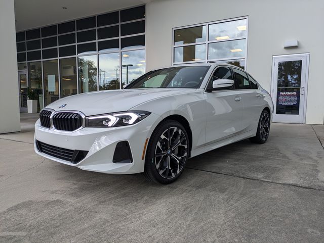 2026 BMW 3 Series 330i - Photo 9