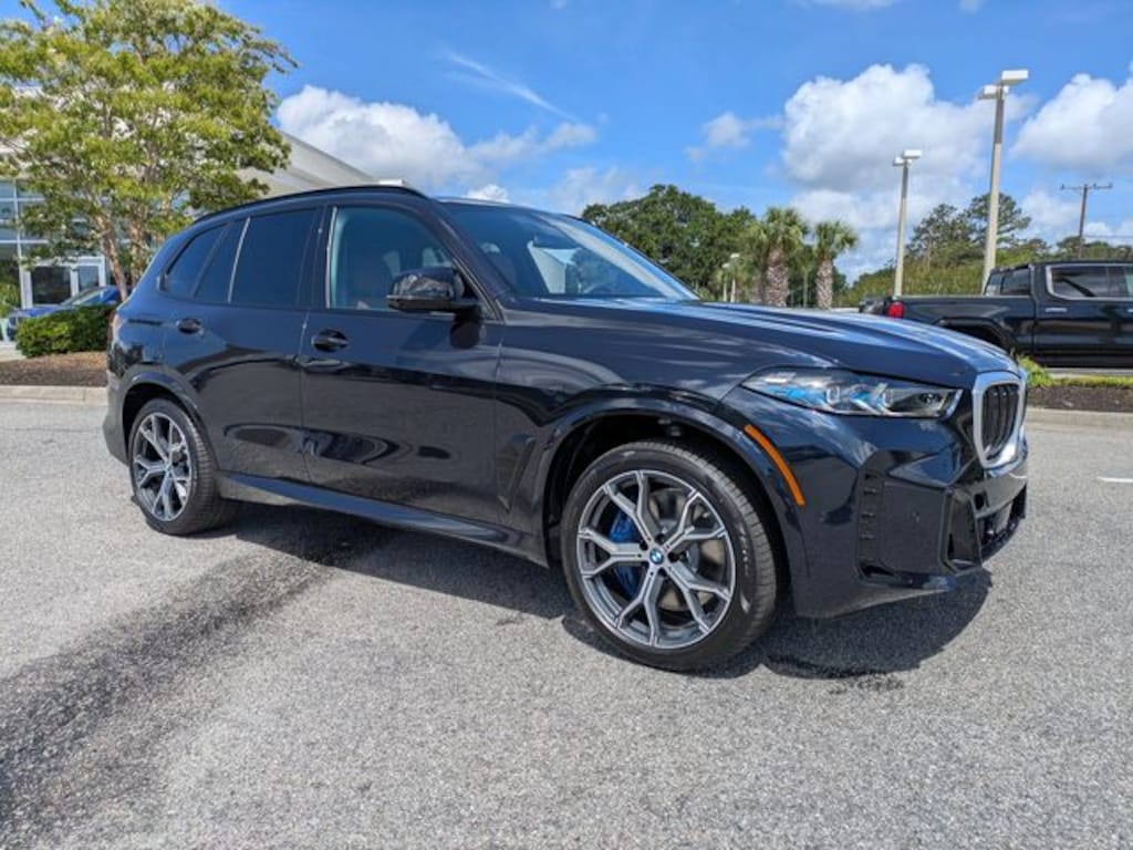 New 2026 BMW X5 M60i SUV