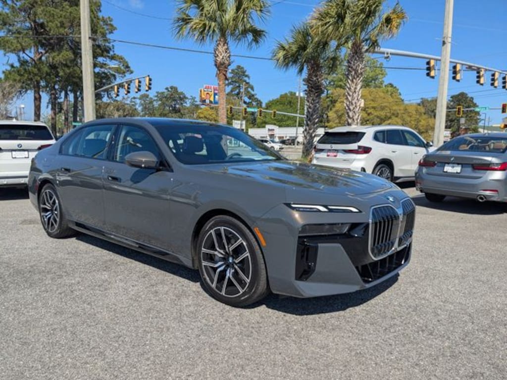New 2026 BMW 760i xDrive Sedan