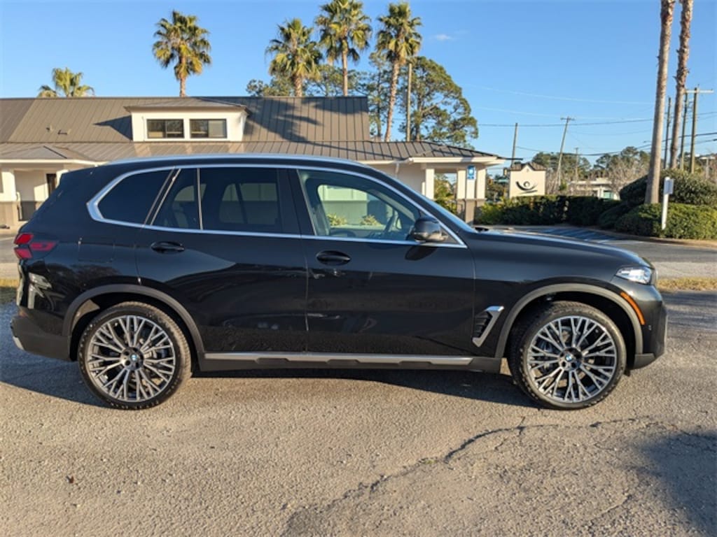 New 2026 BMW X5 sDrive40i SUV