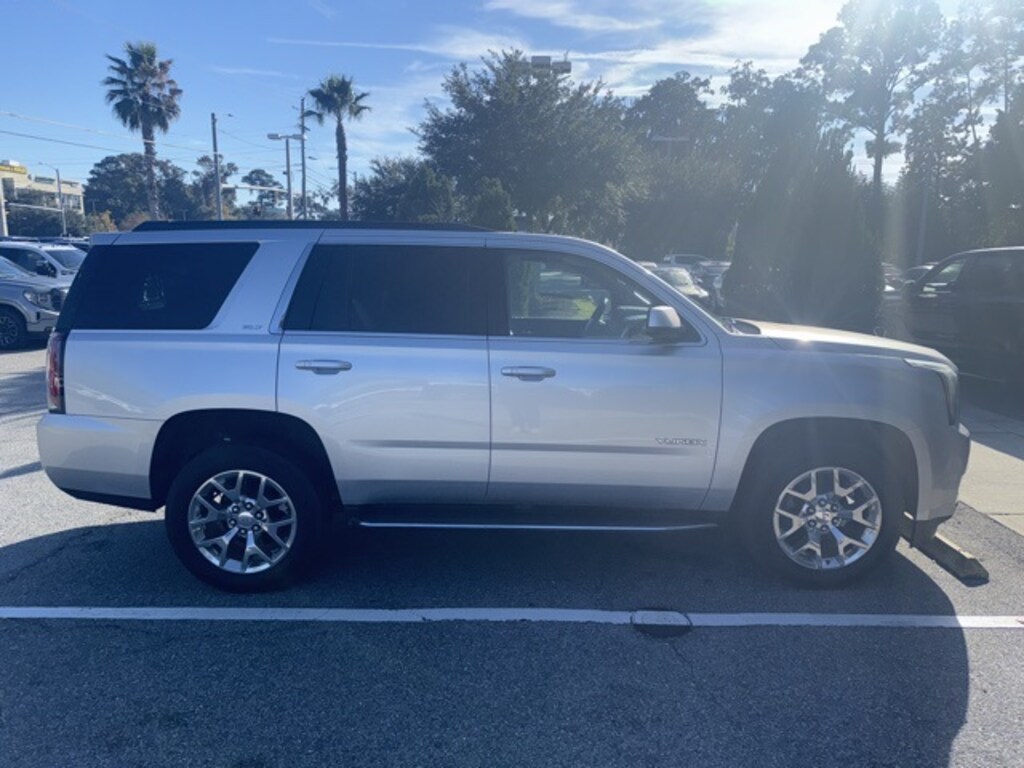 Used 2017 GMC Yukon SLT SUV
