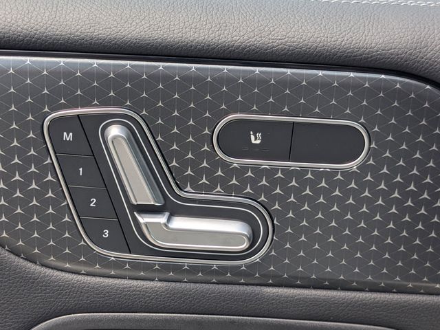 2025 Mercedes-Benz GLB Base - Photo 20