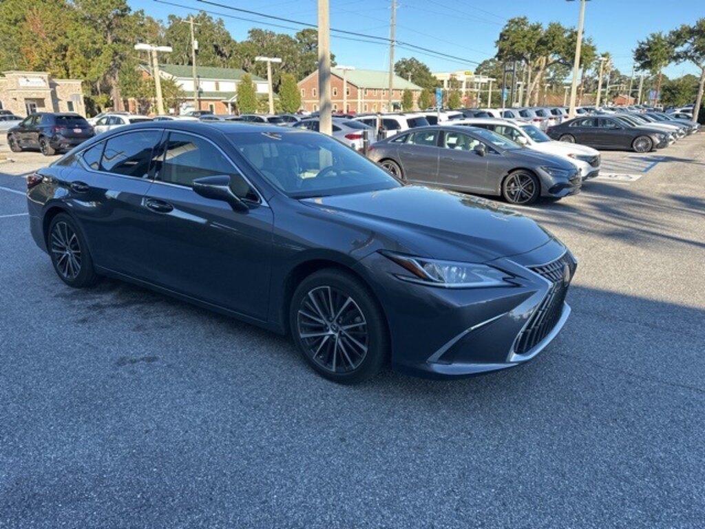 Used 2024 Lexus ES 350 Sedan