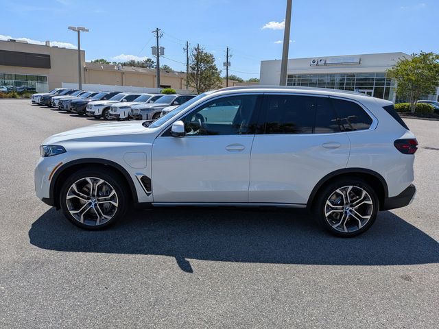 2026 BMW X5 50e - Photo 8
