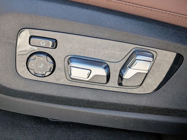 2026 BMW X5 50e - Photo 22