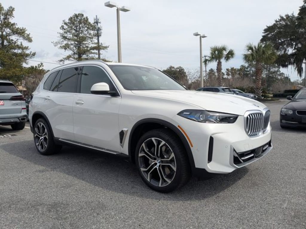 New 2026 BMW X5 sDrive40i SUV