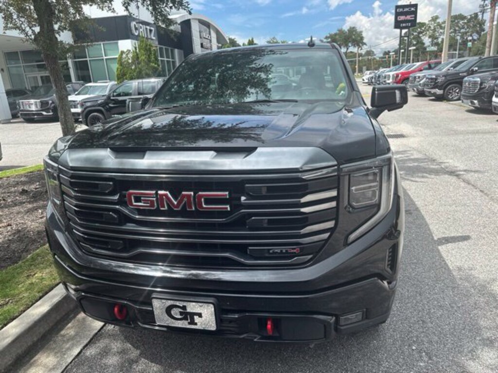 Used 2022 GMC Sierra 1500 AT4 Truck Crew Cab