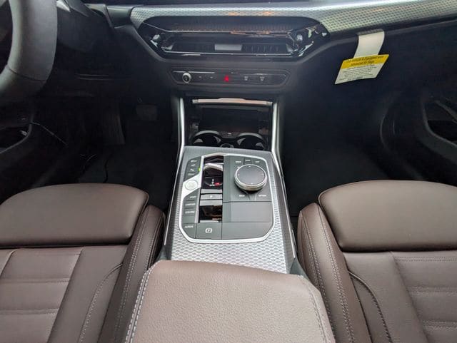 2026 BMW 3 Series 330i - Photo 19