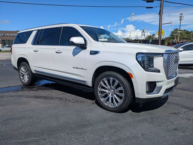 2022 GMC Yukon XL Denali - Photo 3