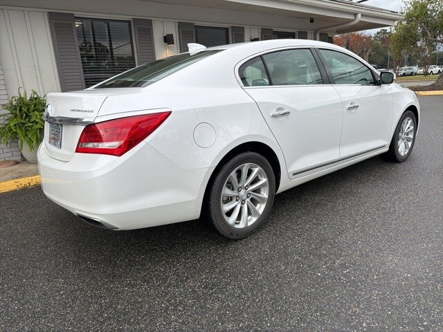 2016 Buick LaCrosse Leather photo 4
