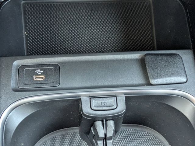 2025 Mercedes-Benz GLB Base - Photo 24