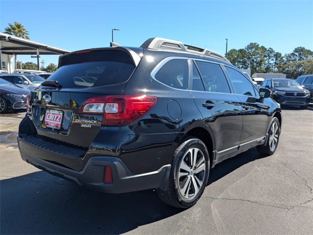 Used 2018 Subaru Outback 3.6R Limited SUV
