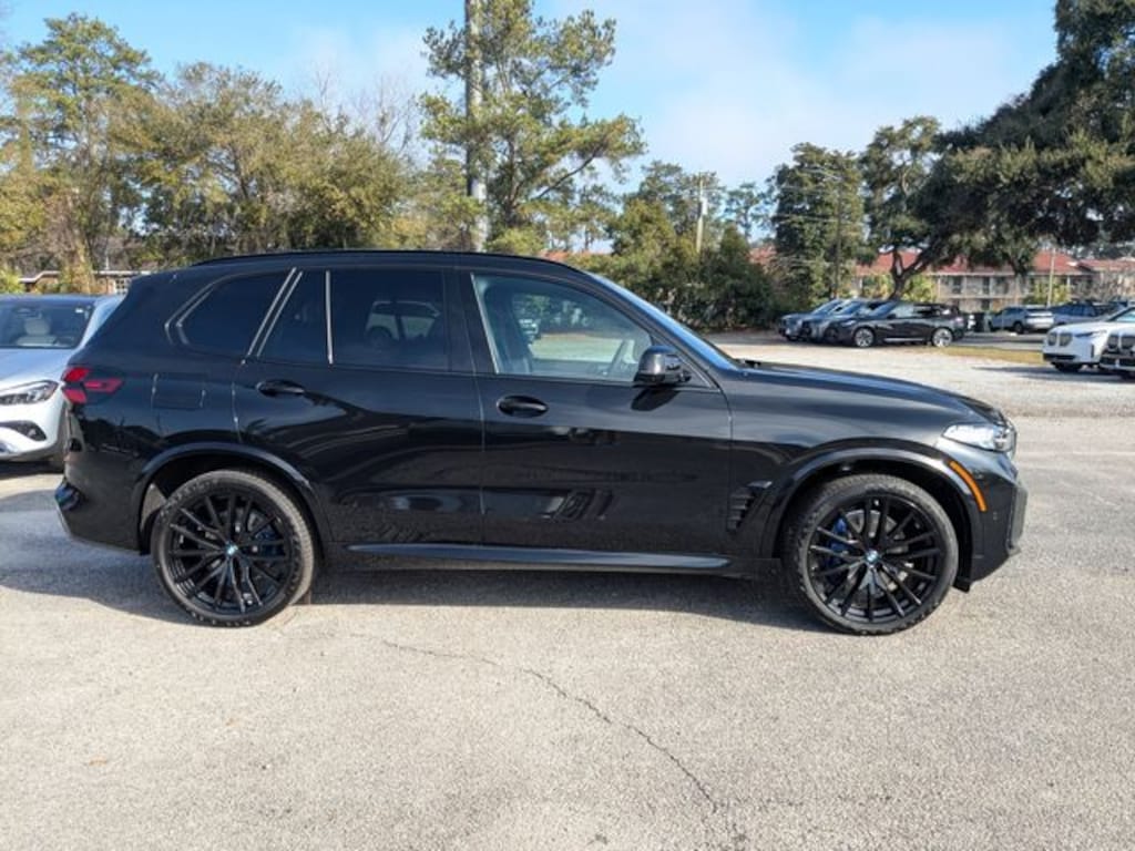 New 2026 BMW X5 xDrive40i SUV