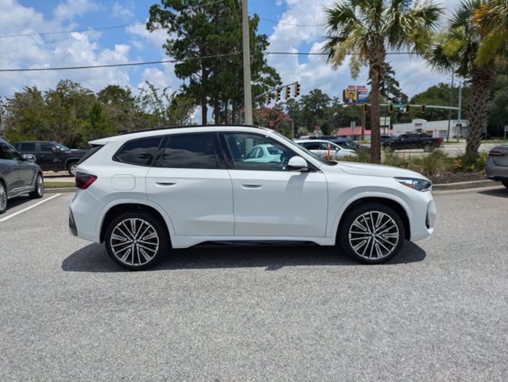 New 2026 BMW X1 xDrive28i SUV