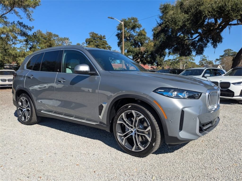 New 2026 BMW X5 xDrive40i SUV