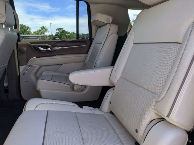 2022 GMC Yukon XL Denali - Photo 18