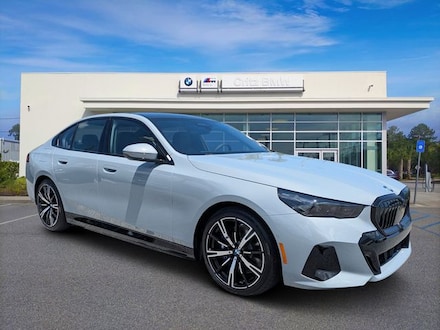 2027 BMW 550e xDrive Sedan