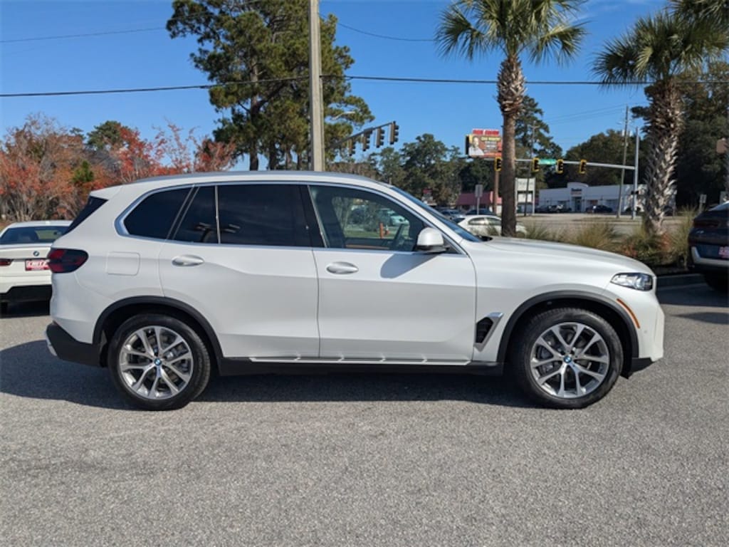 New 2026 BMW X5 PHEV xDrive50e SUV