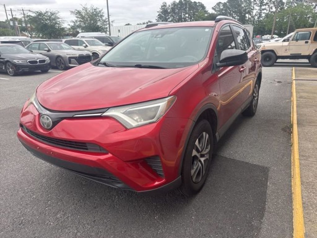 Used 2017 Toyota RAV4 LE SUV
