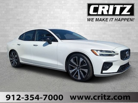 2022 Volvo S60 B5 AWD Momentum Sedan 7JRL12TZ5NG175974