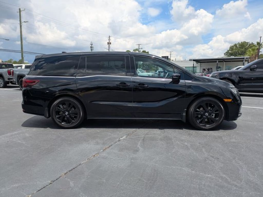 Used 2023 Honda Odyssey Sport Van