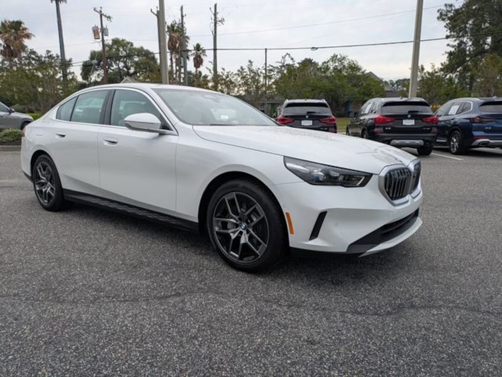 New 2026 BMW 530i Sedan
