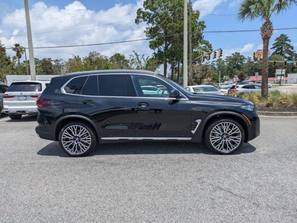 New 2026 BMW X5 sDrive40i SUV