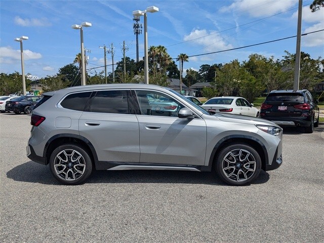 2025 Bmw X1 XDrive28i photo 2