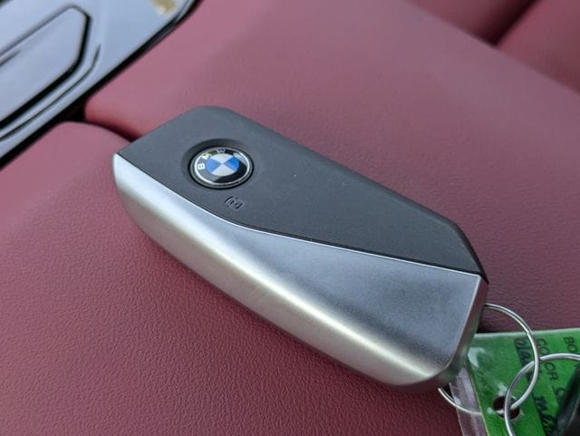 2027 BMW 5 Series 530i - Photo 32