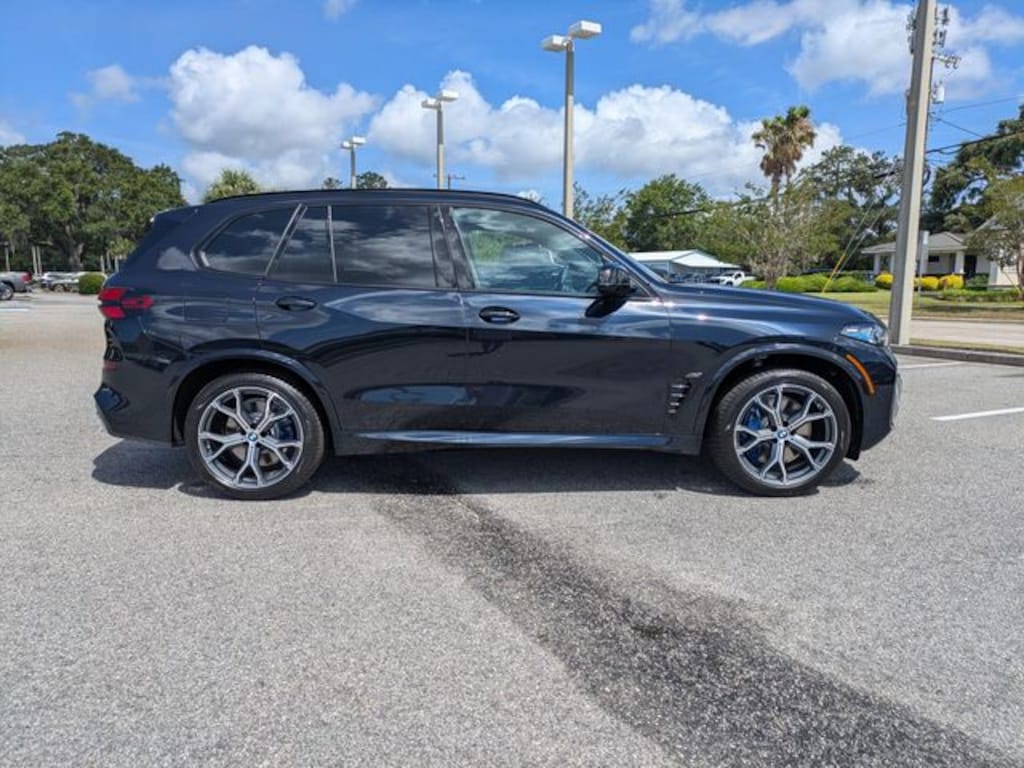 New 2026 BMW X5 M60i SUV