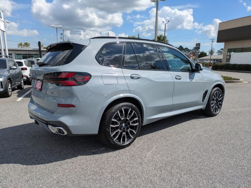New 2026 BMW X5 sDrive40i SUV