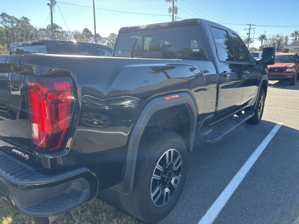 Used 2020 GMC Sierra 2500HD AT4 Truck Crew Cab