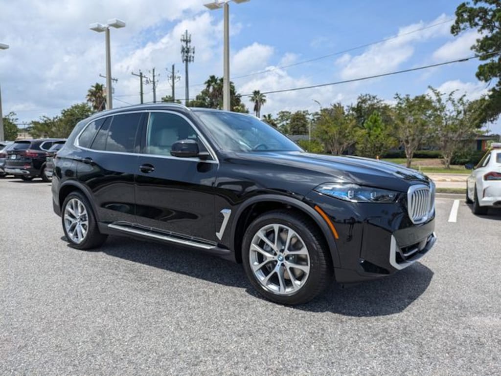 New 2026 BMW X5 PHEV xDrive50e SUV