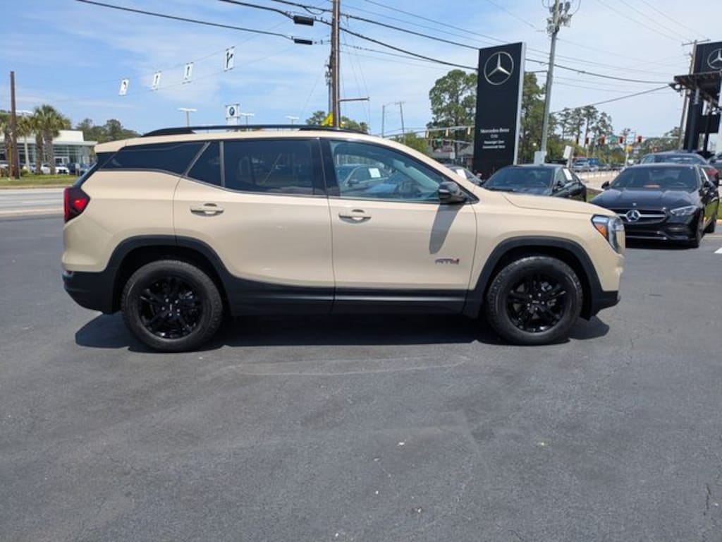 Used 2022 GMC Terrain AT4 SUV