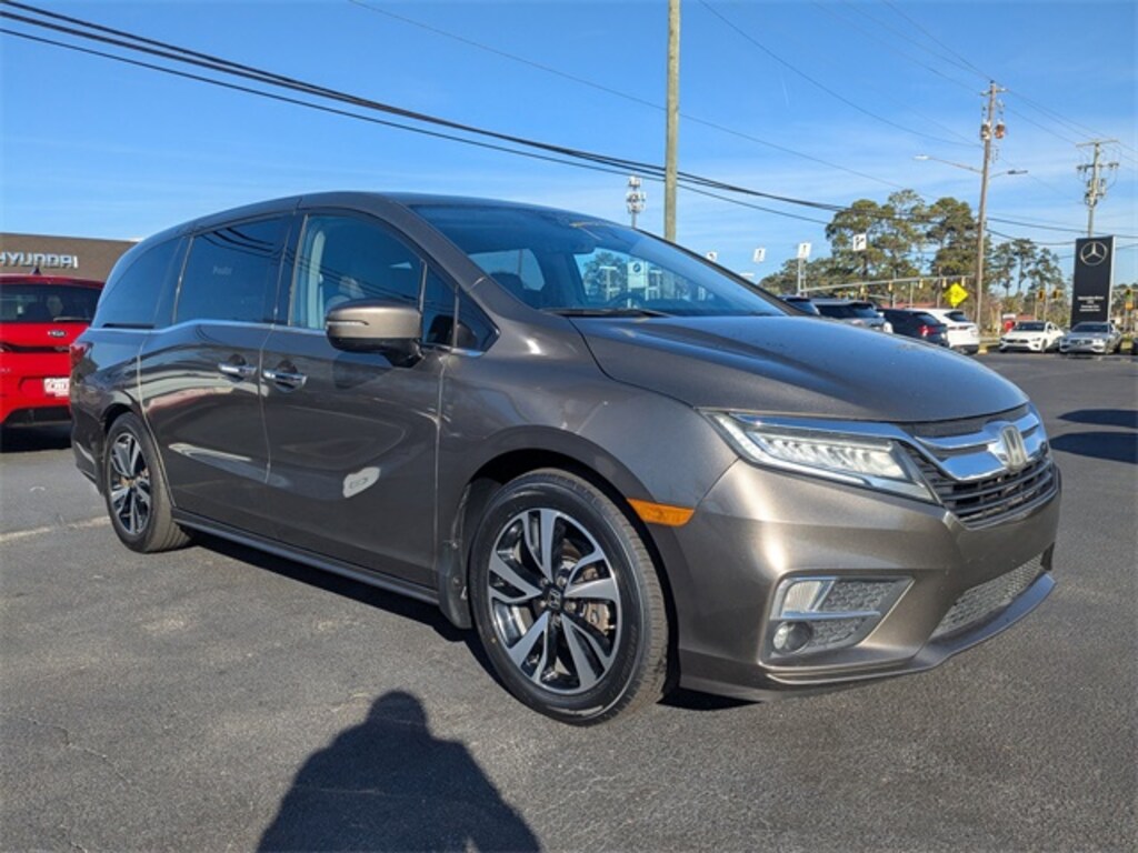 Used 2018 Honda Odyssey Elite Van