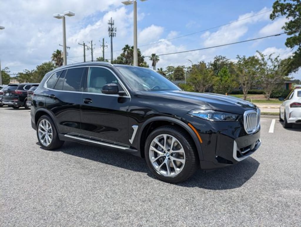 New 2026 BMW X5 PHEV xDrive50e SUV