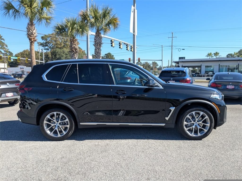 New 2026 BMW X5 xDrive40i SUV