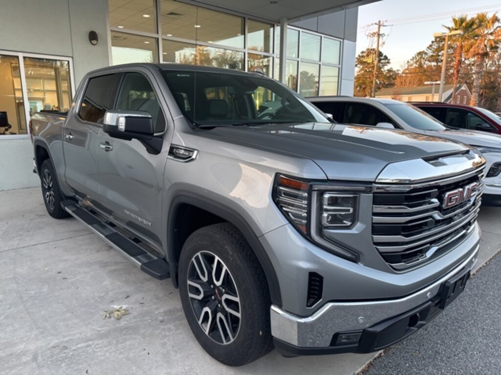 Used 2023 GMC Sierra 1500 SLT Truck Crew Cab