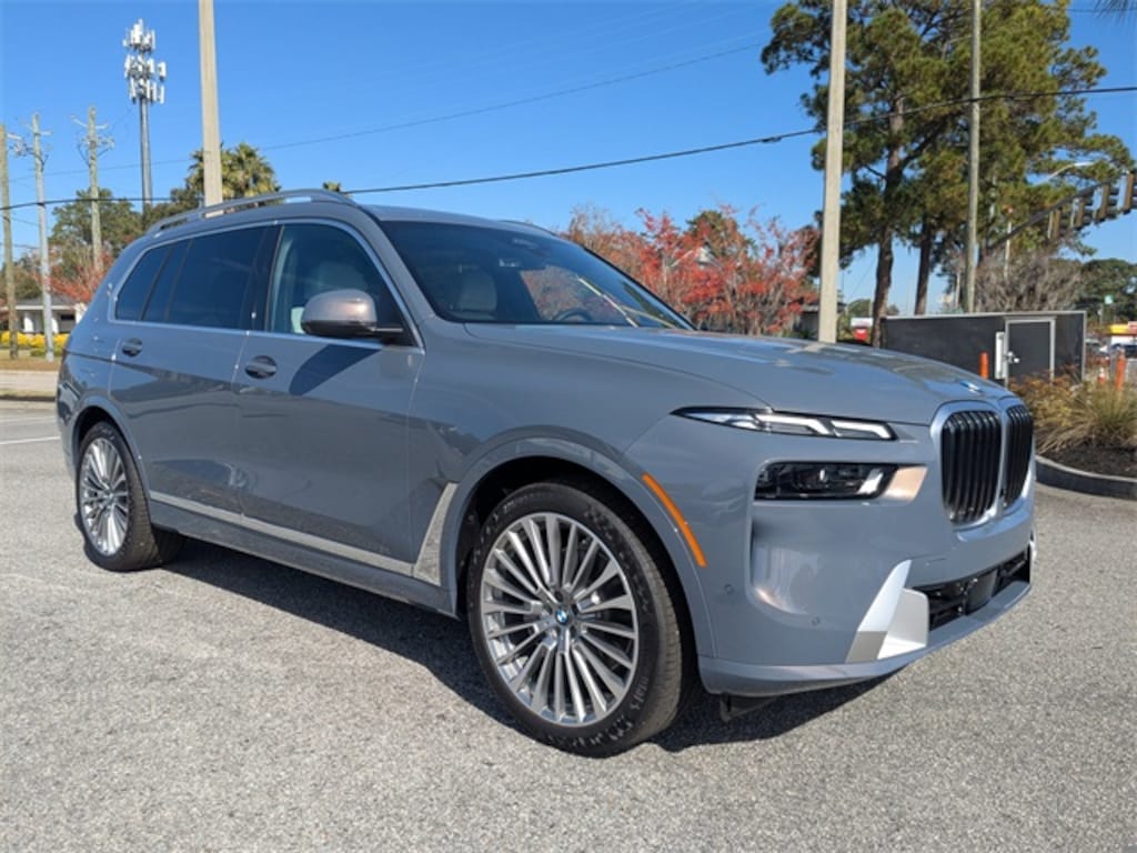 New 2026 BMW X7 xDrive40i SUV